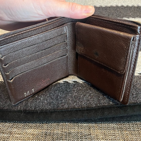 Louis Vuitton bifold wallet - Picture 5 of 12